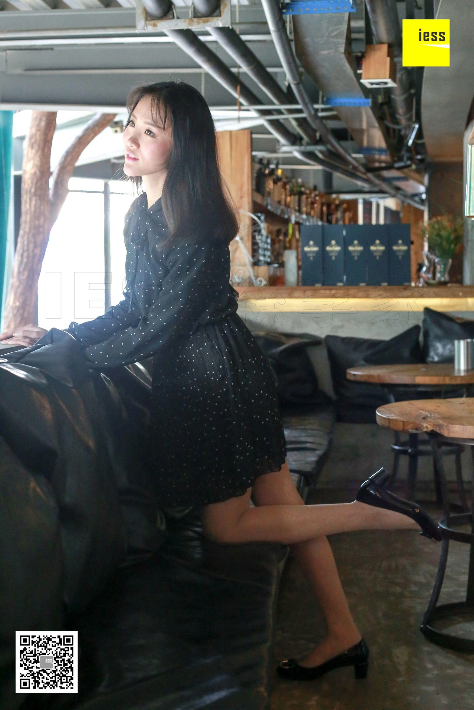 [IESS异思趣向] 2018.03.12 丝享家187:《肉丝圆头公主鞋》julia 1